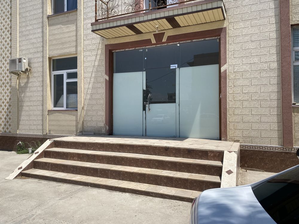 Сдается помещение под склад или офис в центре Бухары