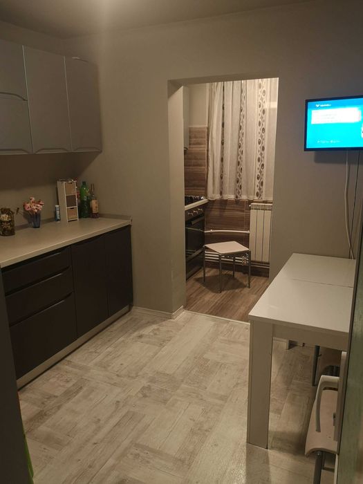 REZERVAT Apartament 3 camere Năvodari Sud – 70 mp, mobilat, renovat.
