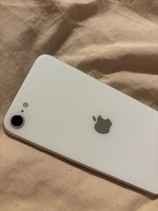 Iphone SE 2020 - se vinde .