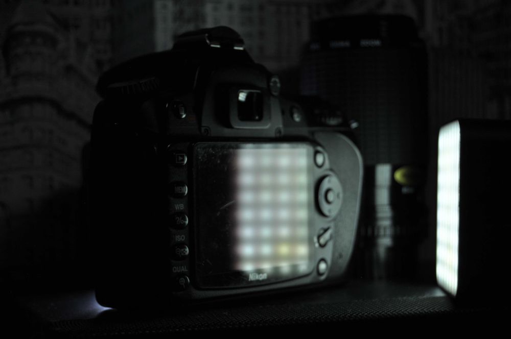 Nikon D90 - камера