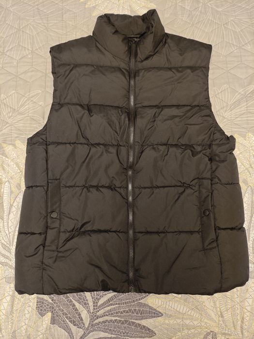 Продаётся  жилет, безрукавка