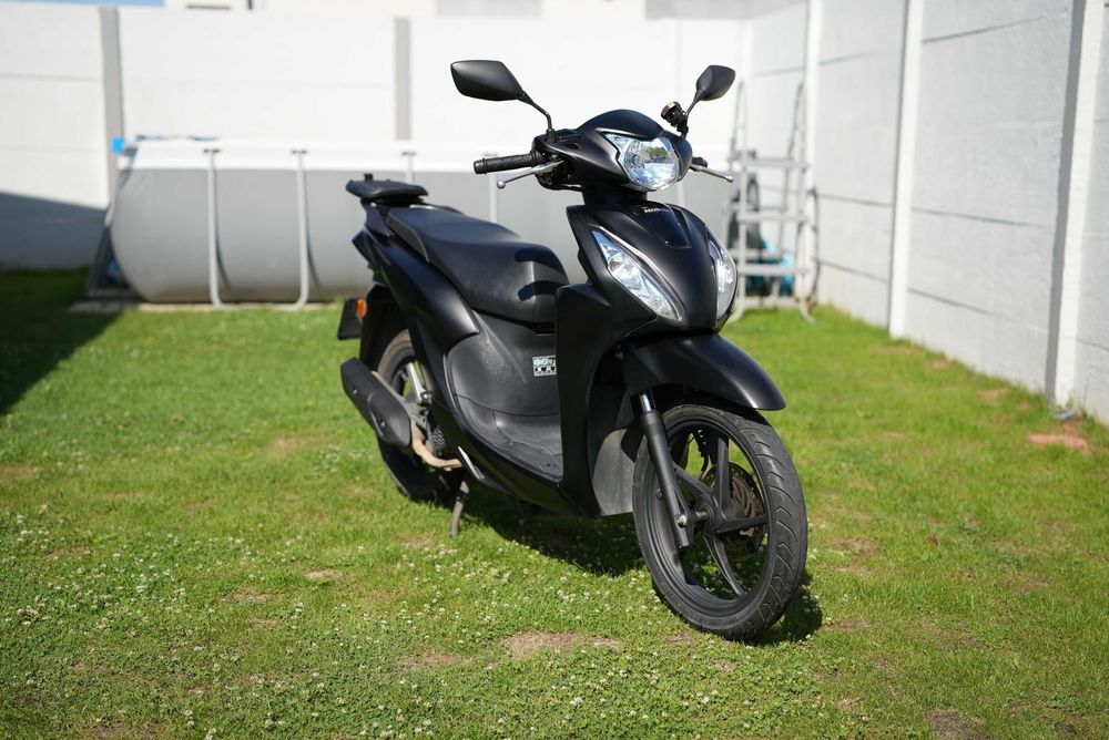 Scuter Honda Vision 110 2022