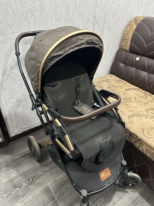 Продам коляску прогулочную