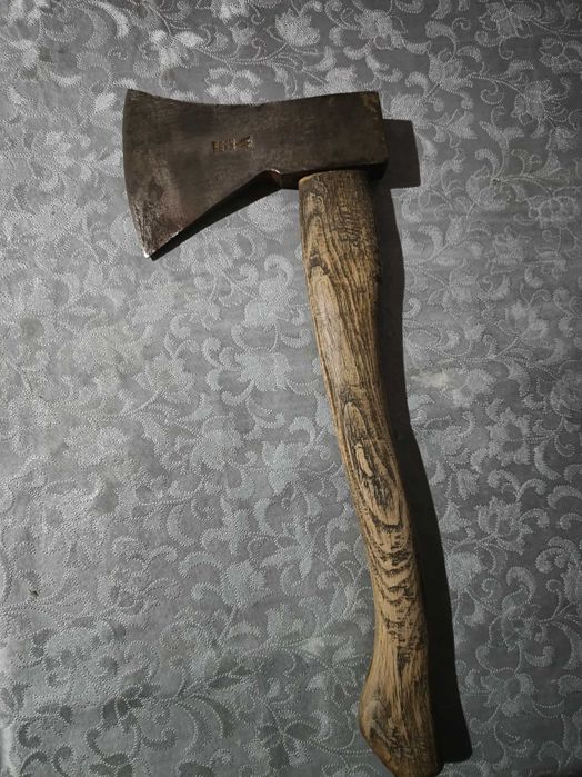 Немска брадва-топор