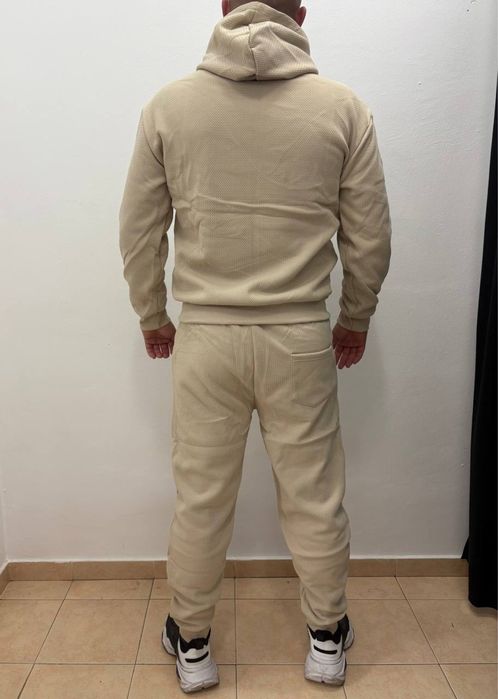 Уникален анцуг горнище и долнище