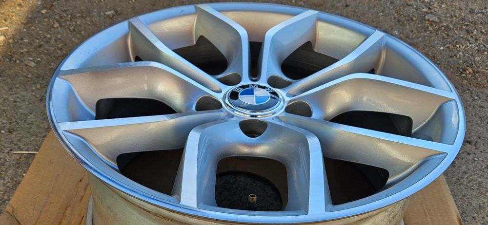 Janta BMW 18 X3 F25 X4 F26 style 694 doar 1 buc 8 J X 18 ET43 bi color
