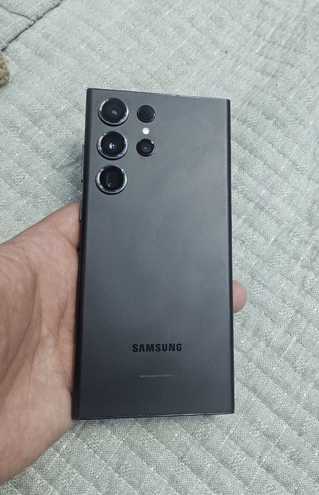 Samsung S23 Ultra Qora