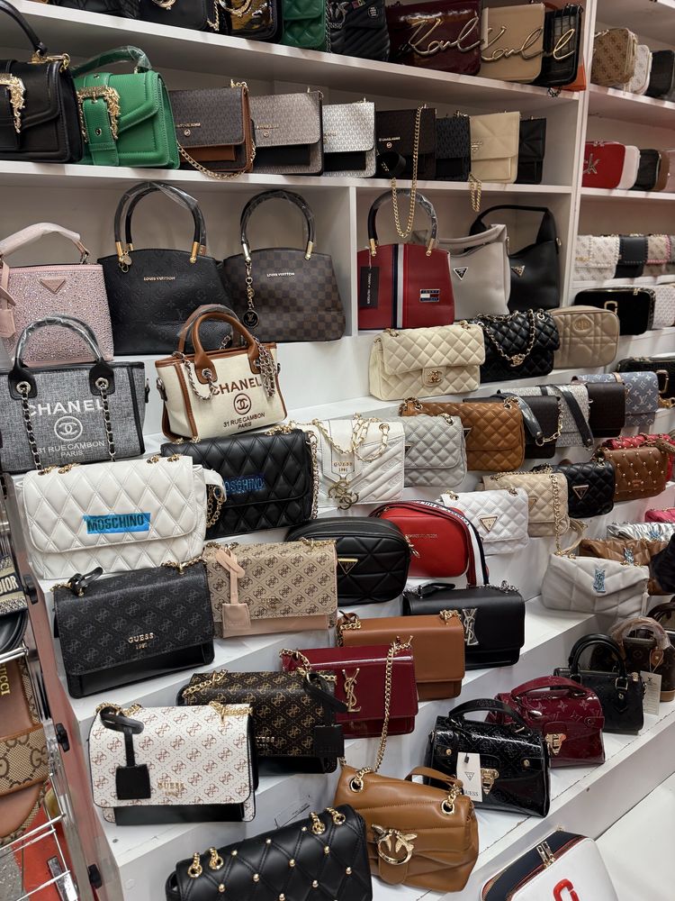 Geanta dama diferite modele Yvs LV Prada Guess Chanel Dior
