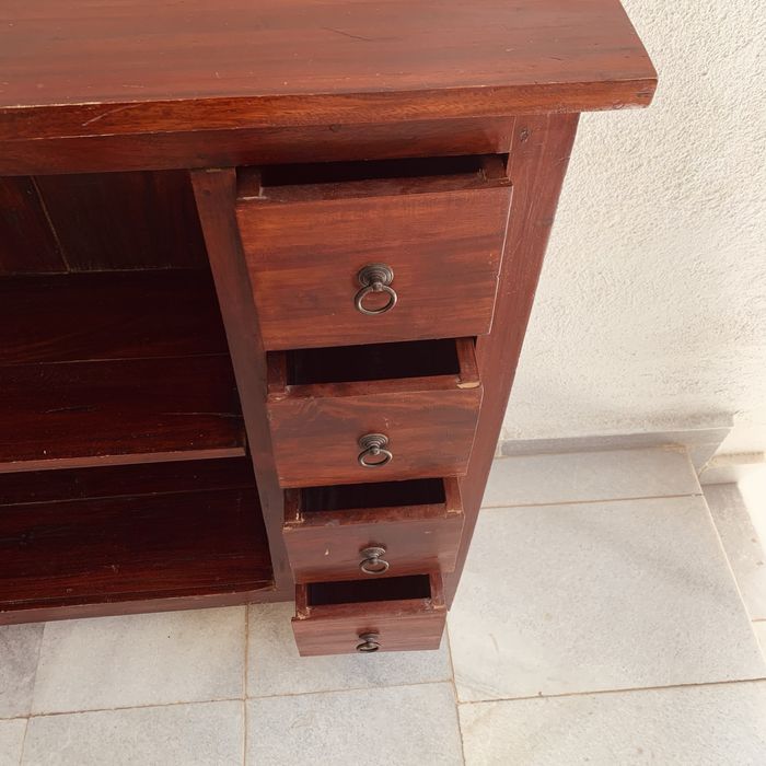 Масивен дървен шкаф – индийски стил, ръчна изработка