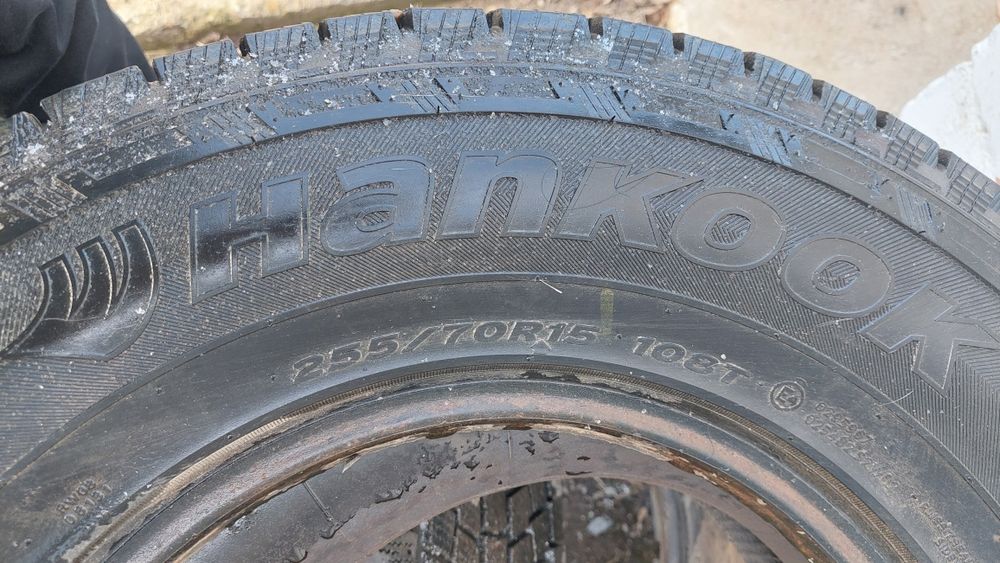 Продам шины 255.70.R15