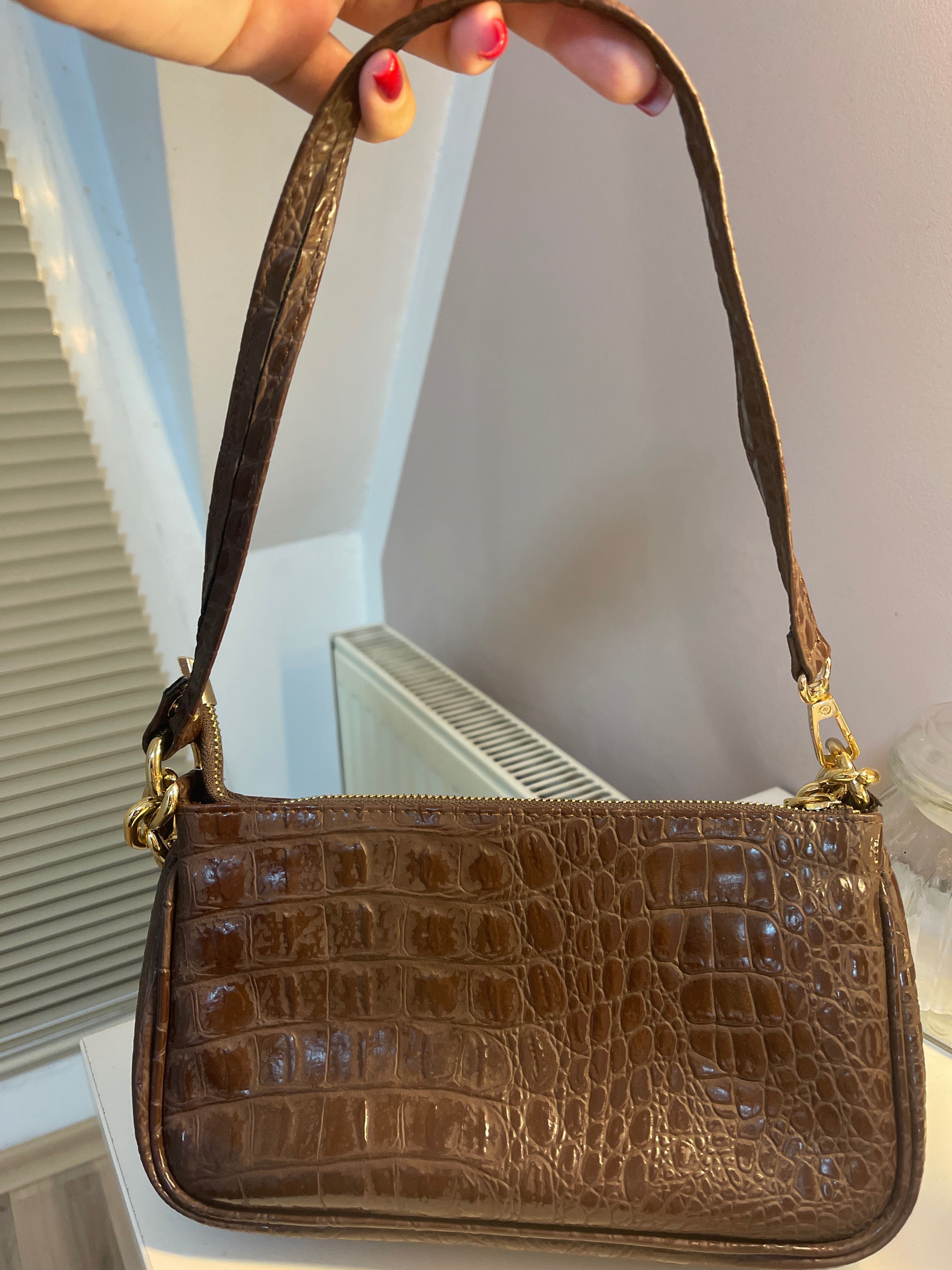 Чанти moschino, juicy couture, guess