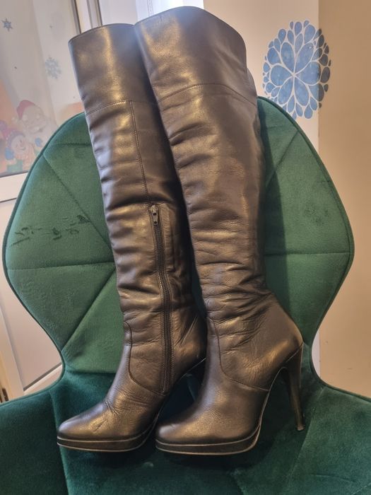 Cizme lungi peste genunchi din piele nr 35