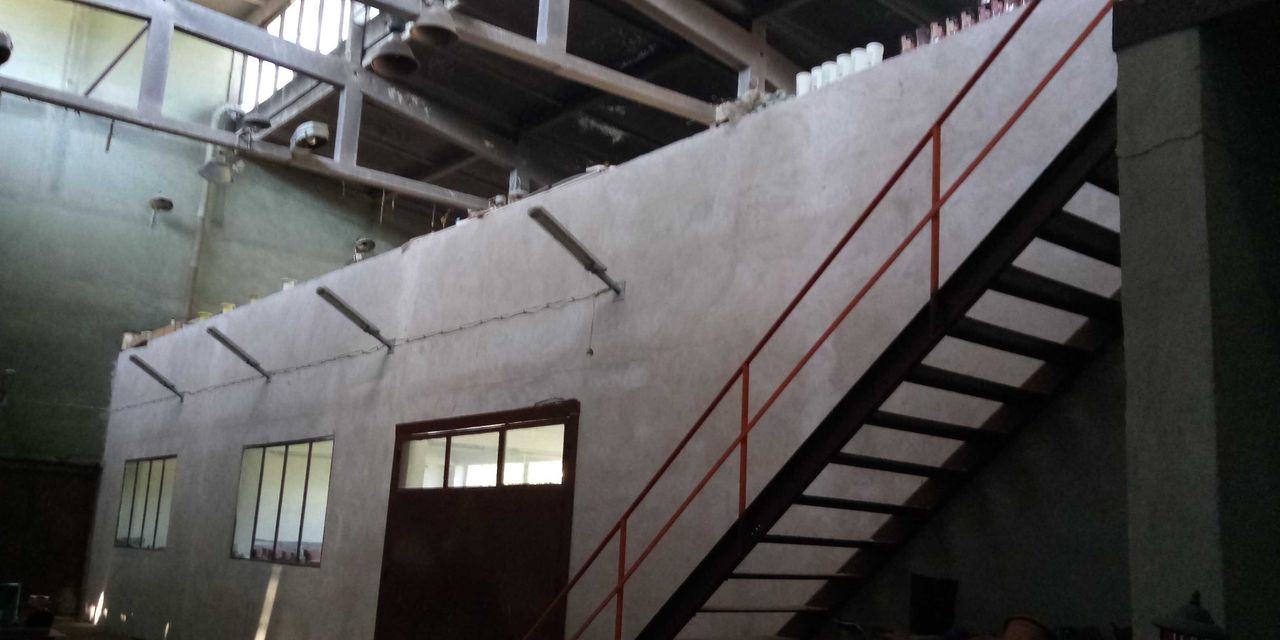 Продава се Склад в Троян - 600 кв.м за 300 €/кв.м - Снимка #1