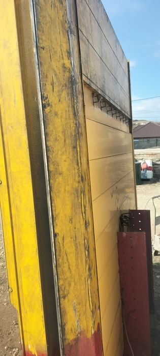 Panou frontal de aluminiu,remorca și semiremorca