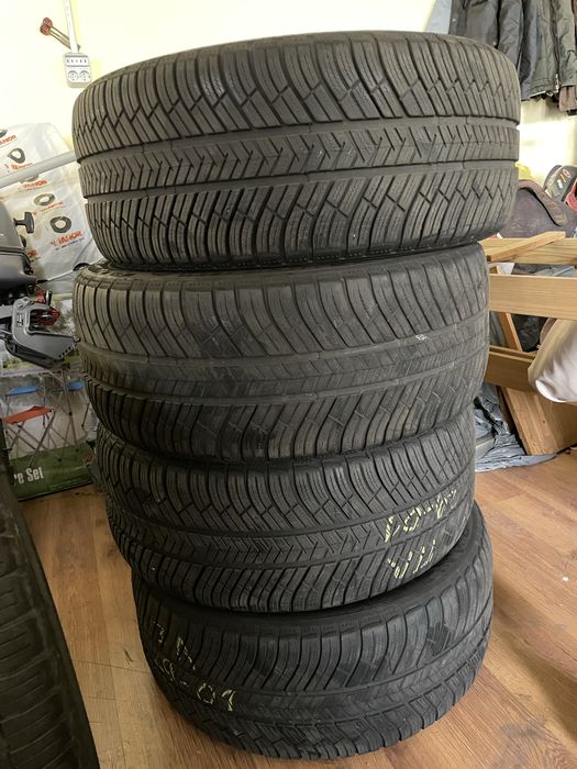 255/45R19 Michelin dot 2224 6.5мм