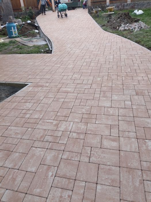 MONTAJ PAVELE și  garduri