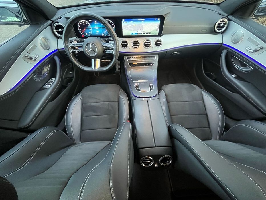 Mercedes benz E class 300 de  pret redus  cu 3000 €