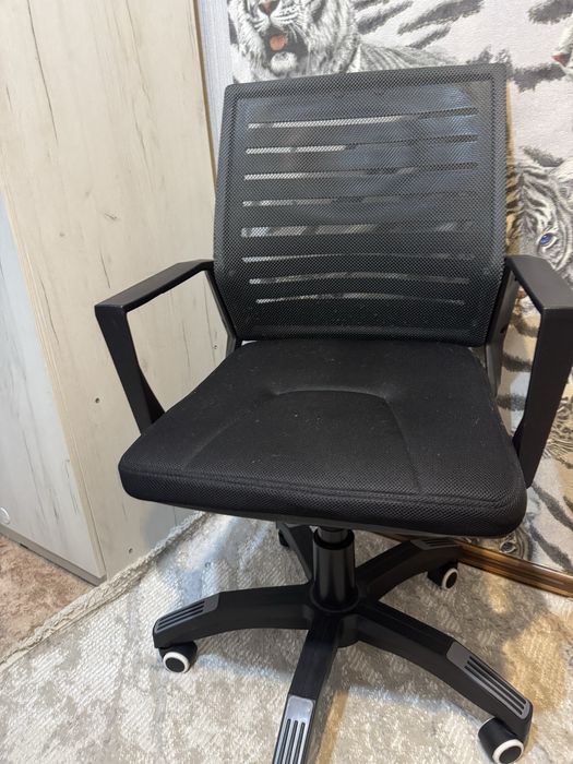 Компьютерный стул