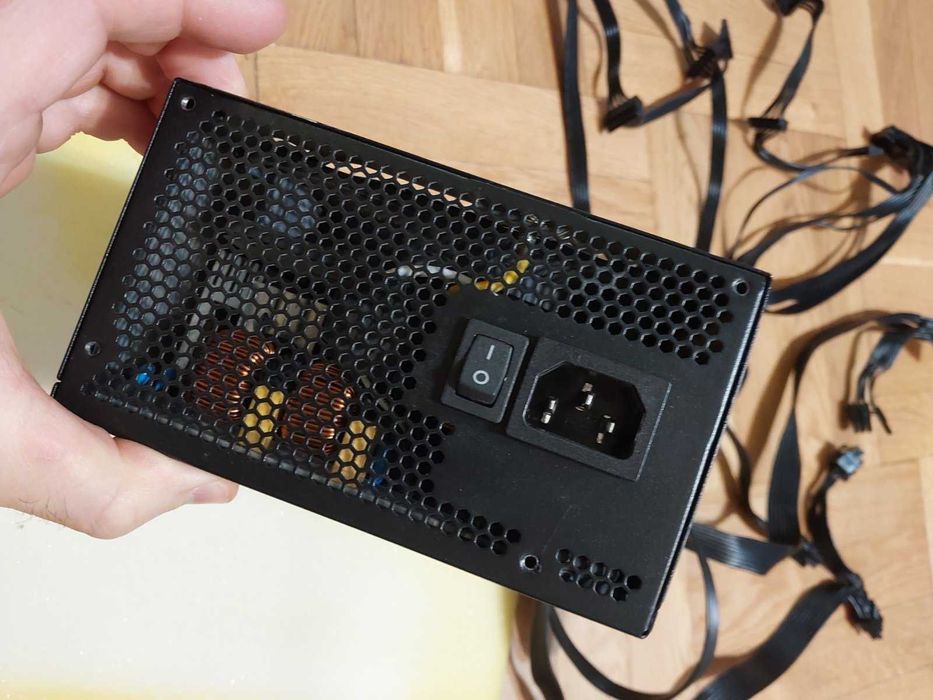 BeQuiet System Power 10, 850W, 80+Gold, Cooler Master MWE