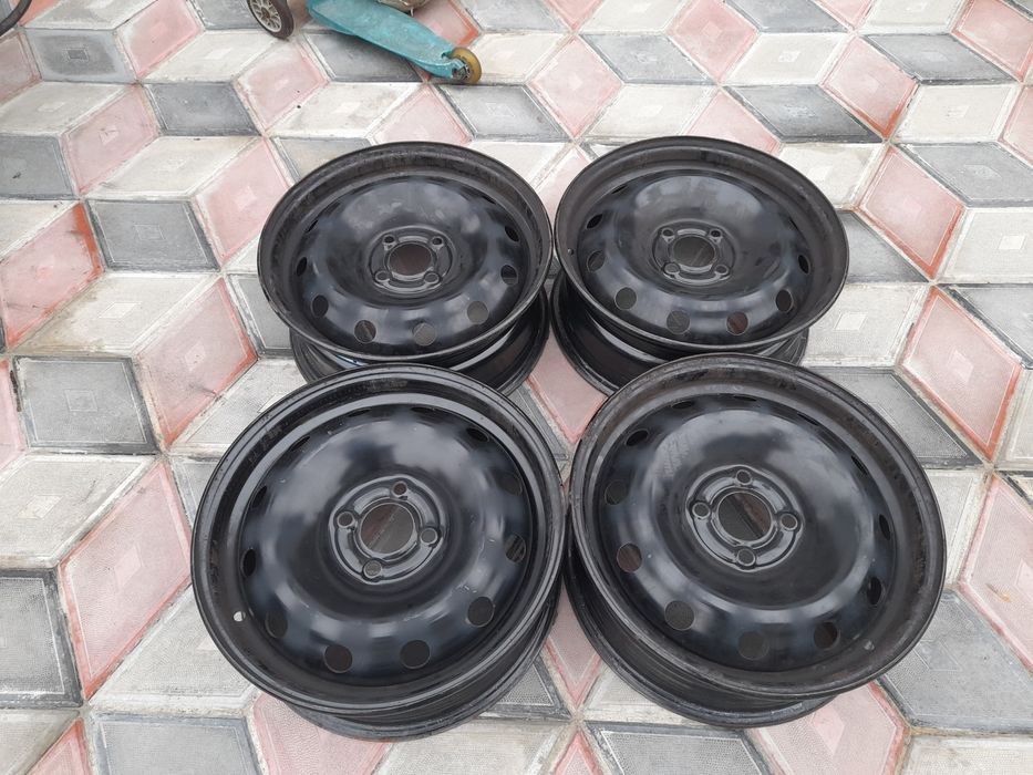 Jante tabla 15 inch 4x100 pt DACIA RENAULT originale