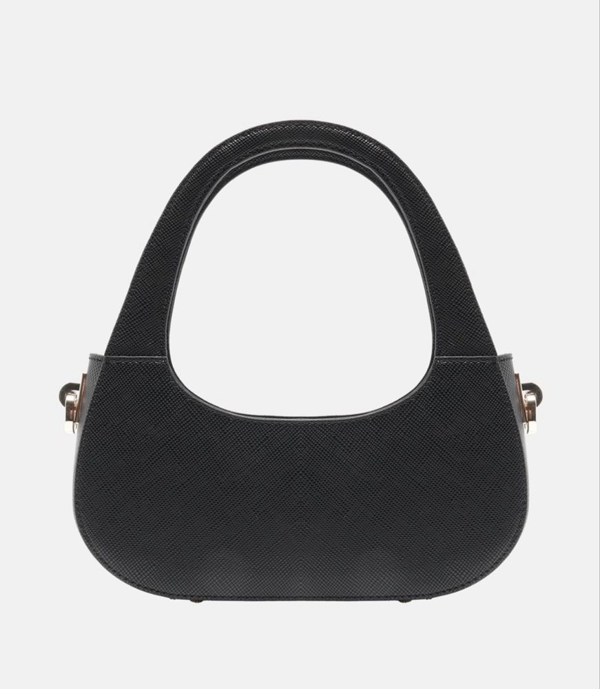 Нова оригинална чанта Guess