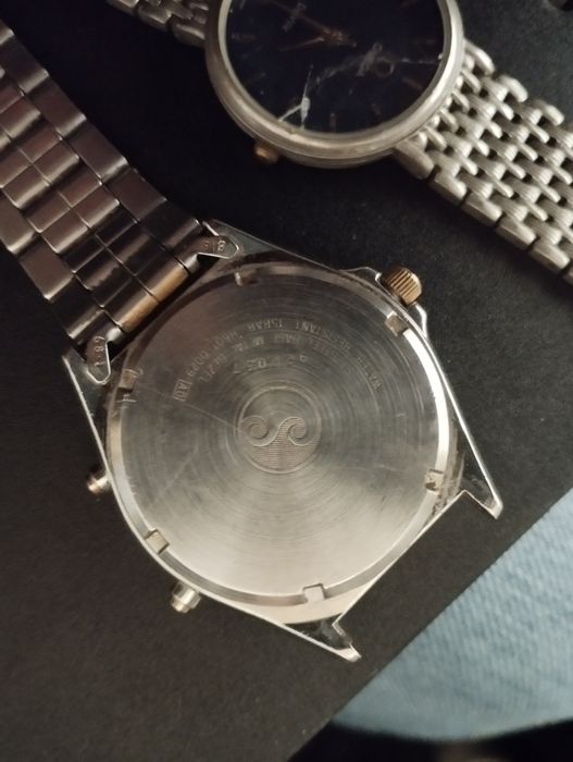 Часовници omega i seiko, за части