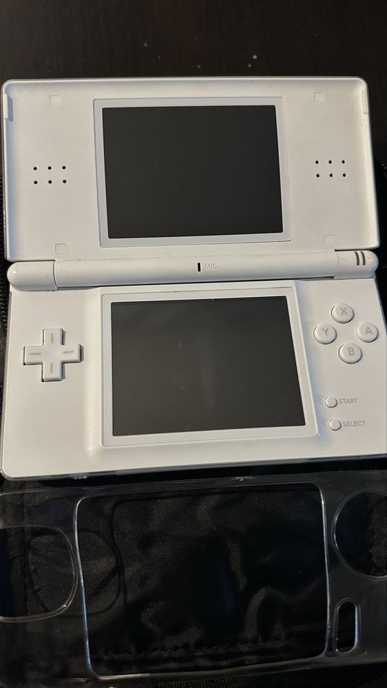 Nintendo DS lite