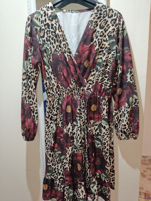 Rochie dama primăvăratică