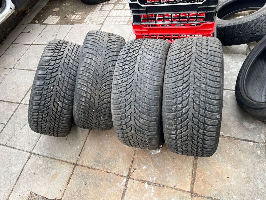 Гуми Nexen зимни 245/45/18