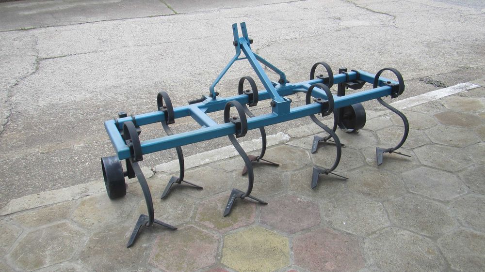 Култиватор тип Белота 1.7 м. 7 тела пружини за слята обработка