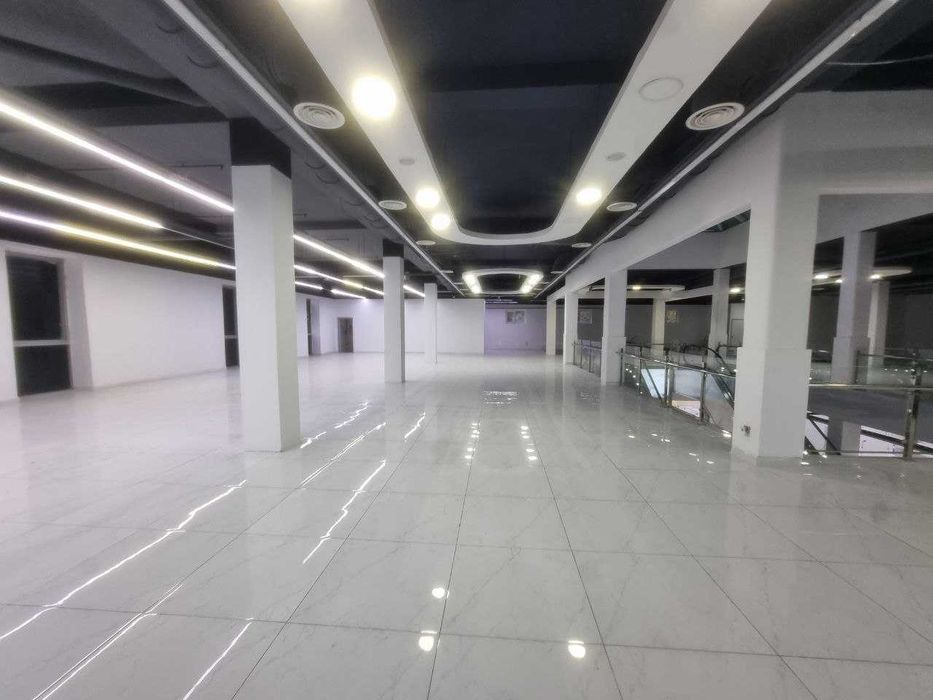 Аренда здания на 1 м этаже метро Максима Горького