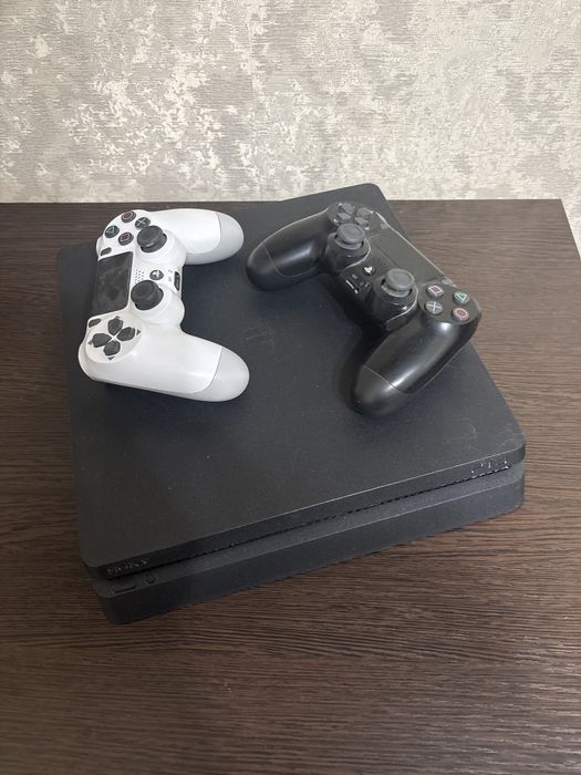 Продам playstation slim 1tb