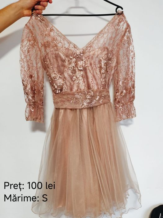 Rochie de ocazie, purtată doar o singură dată.
