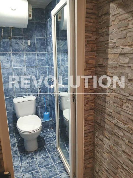 Дава се под наем Двустаен апартамент в Варна, Левски - 25 кв.м за 300 € - Снимка #6