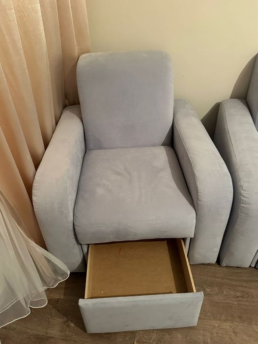 Продается диван с креслами (комплект)