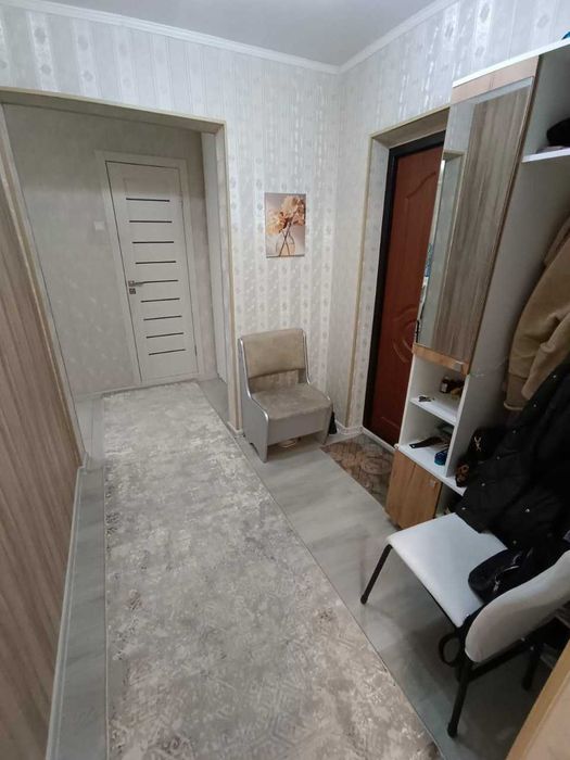 Продам квартиру по Рабочей