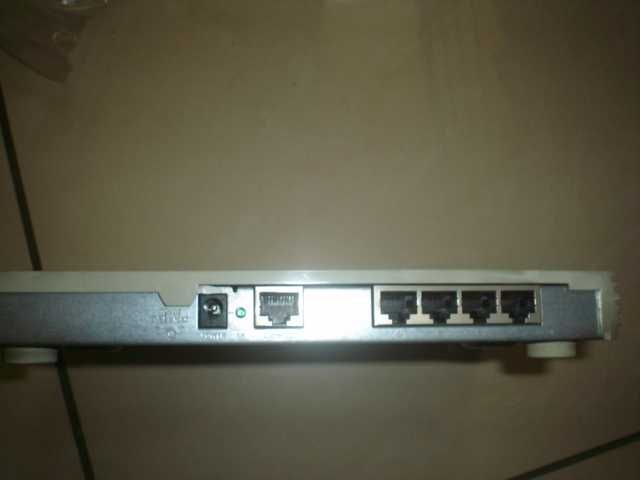 3Com OfficeConnect Cable/DSL - router - desktop | 3CR858-91