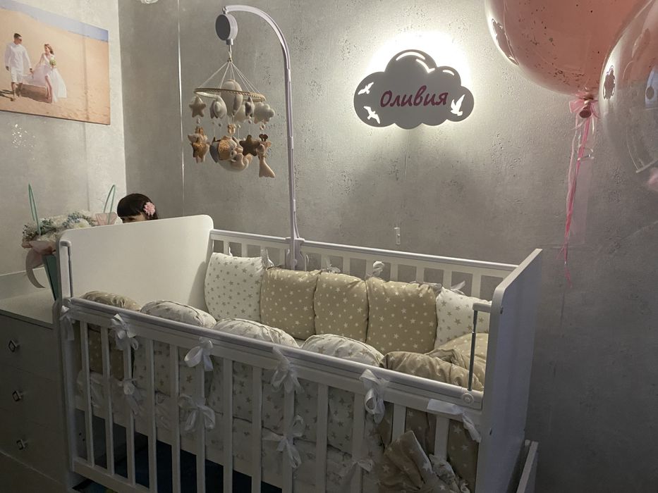 Кроватка трансформер с пеленальным столиком и шкафчики