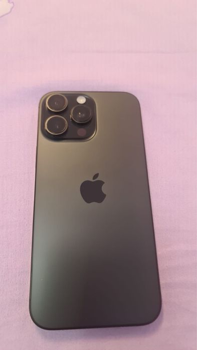 Vand iphone 16 pro max 1TB liber retea complet