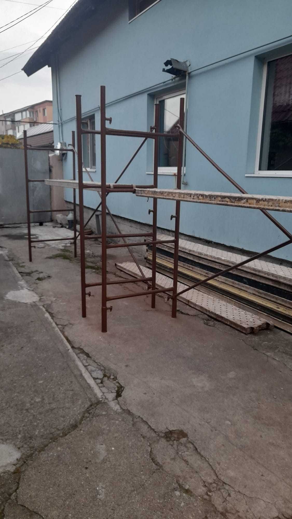 Schela metalică de vânzare