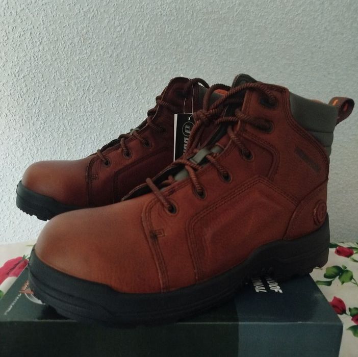 Мужские кожаные ботинки фирмы DUKE, супер качество.