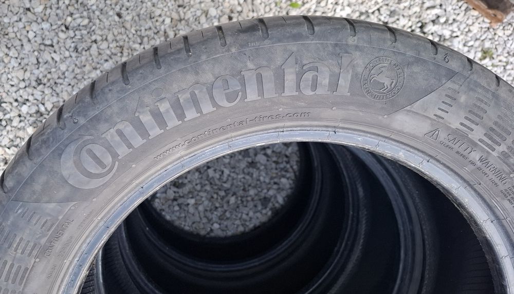 Set 4 anvelope vara Continental 215/55/R17V dot 2019