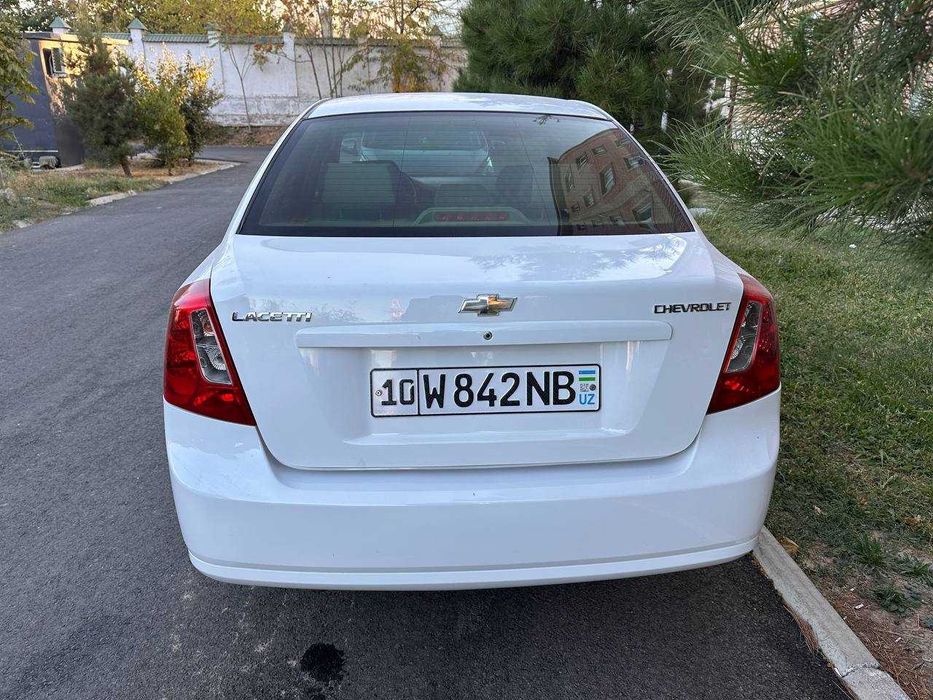 Chevrolet lacceti 2012 avtomat
