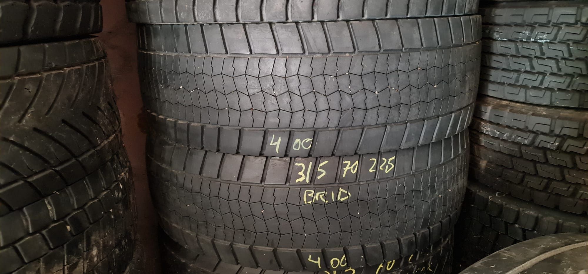 Anvelope 315 70 22.5 si 305 70 22.5