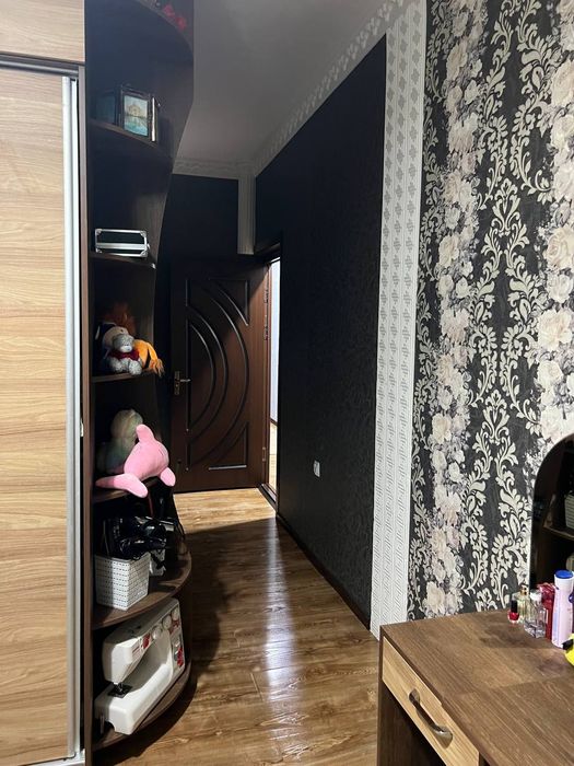 Уй сотилади 4 хонали, 3 этаж, 10 м.район