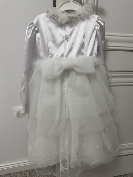 Rochie serbare Craciun, fulg nea. 5-6 ani, 110 cm