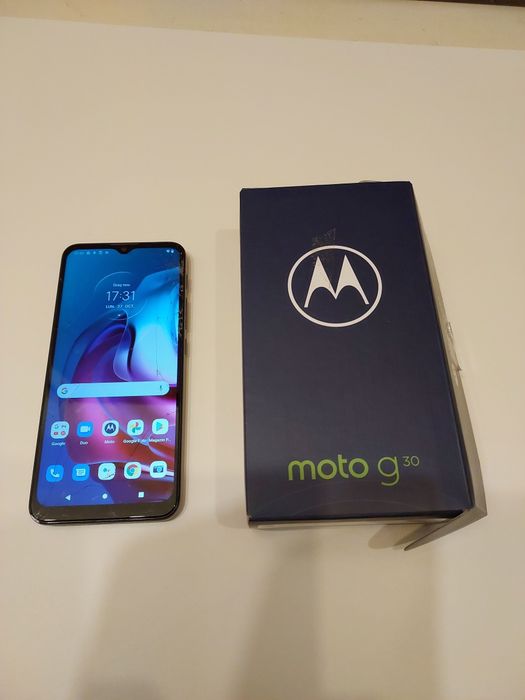 Smartphone Motorola G30, dual sim,128GB, 4G.Functional. Citiți anunțul