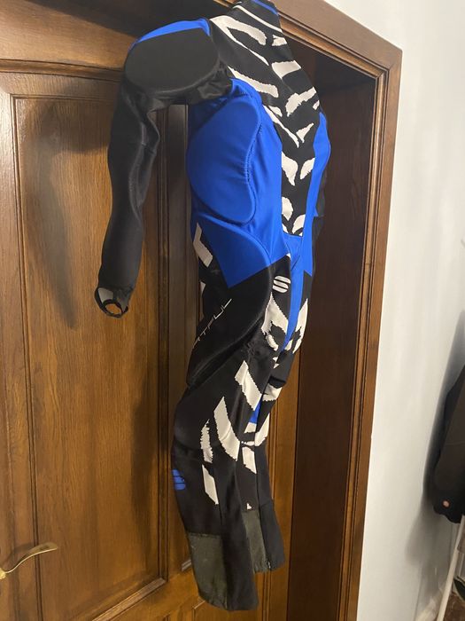 Schiuri Head 163, Schiuri 142, Casca skiCombinezon ski , Suprapantalon