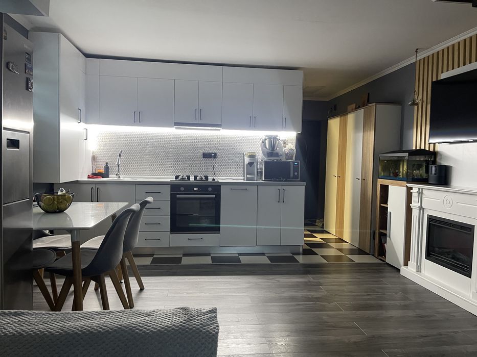 Apartament de inchiriat