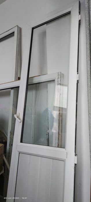 Пластиковые окна и дверь